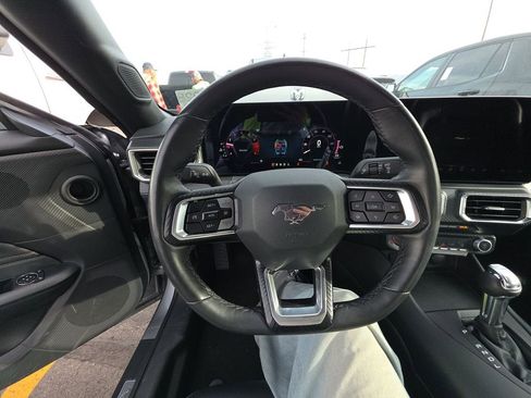 Used 2025 Ford Mustang Premium RWD image 6