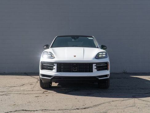 New 2026 Porsche Cayenne Coupe image 10