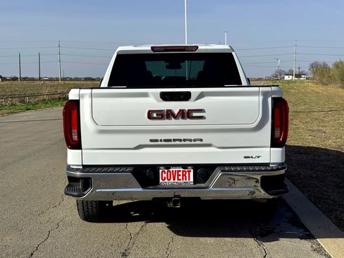 Used 2023 GMC Sierra 1500 SLT image 7