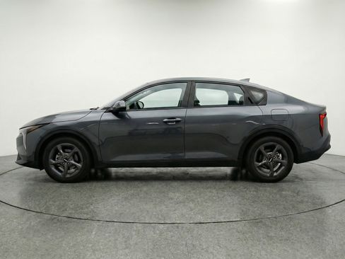 Used 2025 Kia K4 LXS image 5