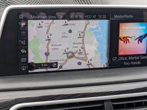 Used 2017 BMW 740e xDrive image 14