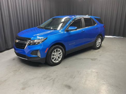 Used 2024 Chevrolet Equinox LT FWD image 3