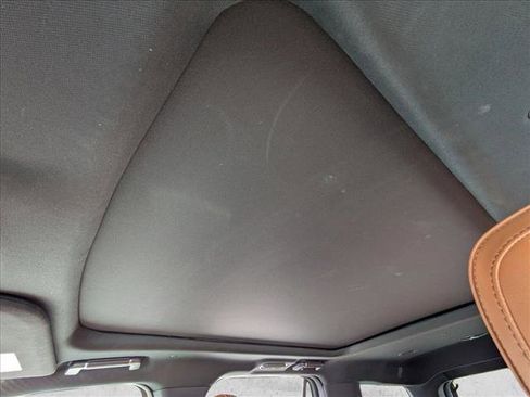 Used 2019 Lincoln Navigator Reserve image 15