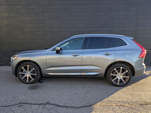 Used 2021 Volvo XC60 T5 Inscription image 8