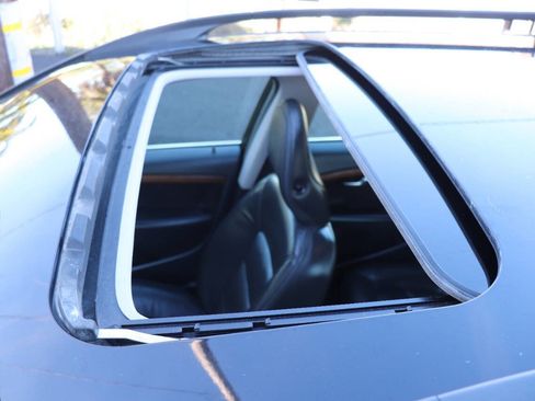 Used 2010 Volvo XC70 3.2 image 36