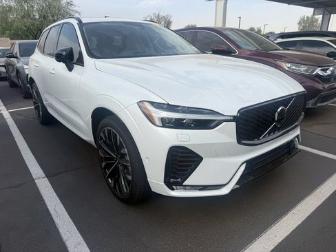 Used 2026 Volvo XC60 B5 Ultra w/ Climate Package PRO AWD/4WD image 5