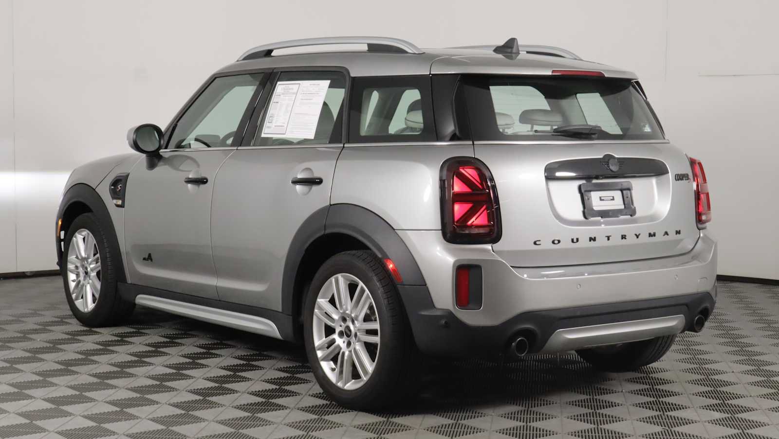 Used 2024 MINI Cooper Countryman S AWD/4WD image 5