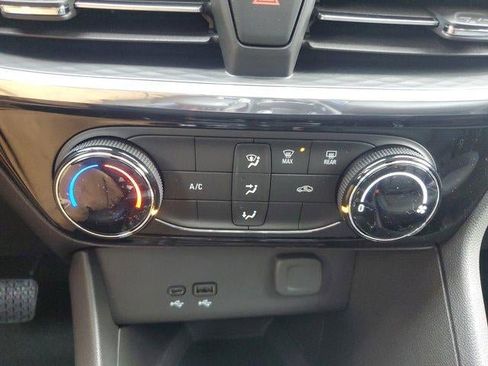 New 2026 Buick Encore GX Sport Touring image 26