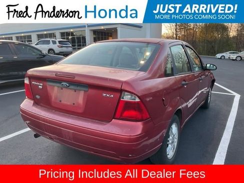 Used 2005 Ford Focus S FWD image 5
