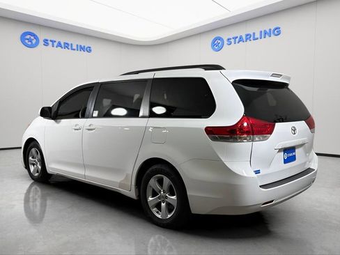 Used 2013 Toyota Sienna LE FWD image 5