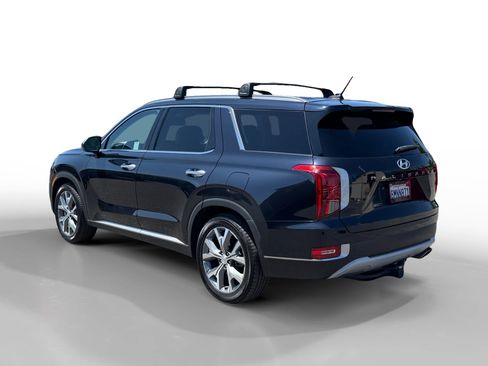 Used 2020 Hyundai Palisade SEL FWD image 3