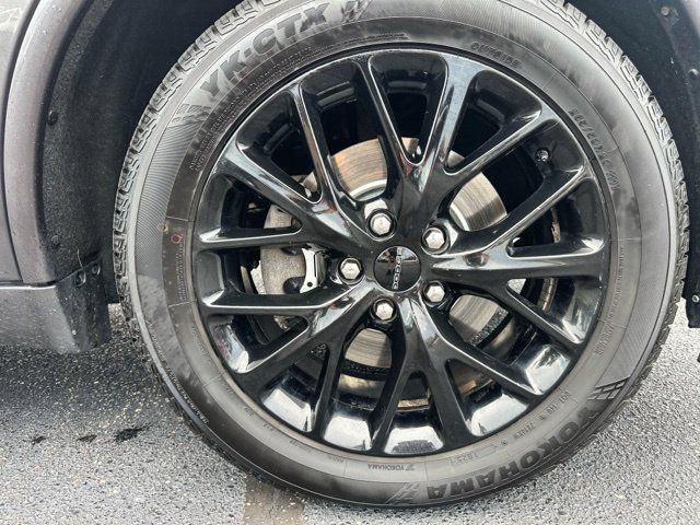 Used 2015 Dodge Durango R/T w/ Technology Group AWD/4WD image 11