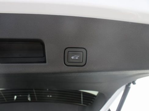 New 2026 GMC Acadia Elevation w/ Elevation Premium Package image 22