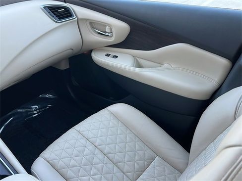 Used 2024 Nissan Murano Platinum w/ Cargo Package image 14