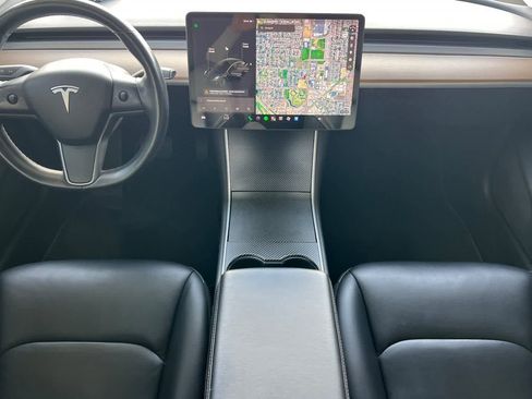 Used 2018 Tesla Model 3 Long Range RWD image 4