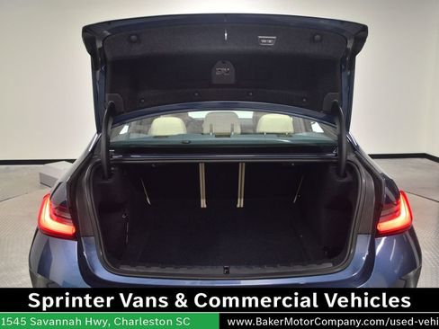 Used 2025 BMW 330i Sedan w/ Premium Package RWD image 37