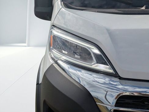 New 2026 RAM ProMaster 2500 w/ Quick Order Package 22G SLT image 8