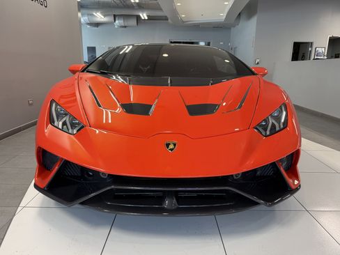 Used 2023 Lamborghini Huracan Tecnica image 10