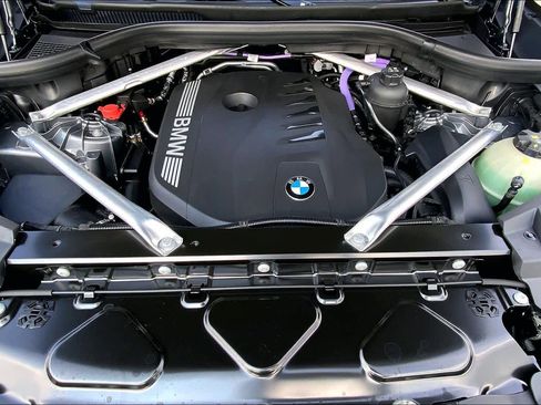 Used 2026 BMW X5 sDrive40i image 45