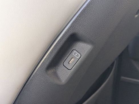 New 2026 Hyundai Santa Fe SE FWD image 11
