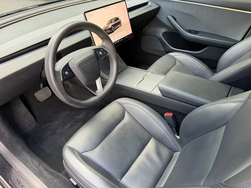 Used 2024 Tesla Model 3 Standard Range RWD image 15