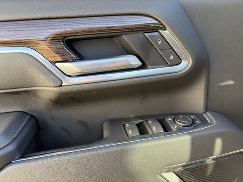 Used 2025 Chevrolet Silverado 2500 LT w/ Trail Boss Package image 21