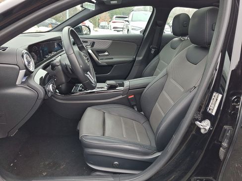 Used 2022 Mercedes-Benz A 220 4MATIC image 15