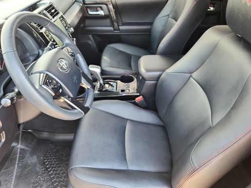 Used 2020 Toyota 4Runner TRD Pro AWD/4WD image 9