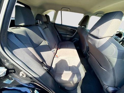 Used 2025 Toyota RAV4 LE image 28
