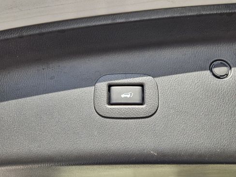 Used 2023 INFINITI QX80 Premium Select w/ All-Season Package image 34