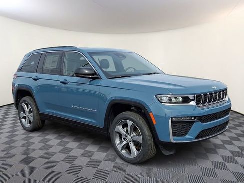 New 2026 Jeep Grand Cherokee Limited AWD/4WD image 1