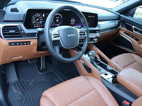 Used 2025 Kia Telluride SX X-Line AWD/4WD image 5