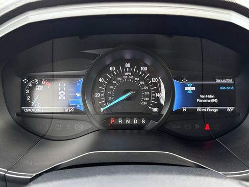 Used 2022 Ford Edge ST-Line image 11