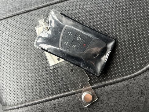 Used 2023 GMC Sierra 1500 SLT w/ SLT Premium Plus Package image 33