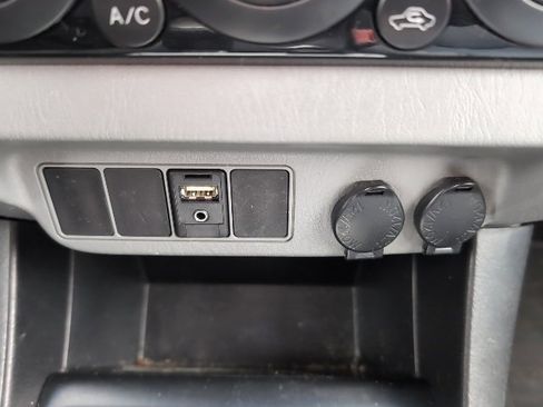 Used 2012 Toyota Tacoma 4x4 Double Cab image 18