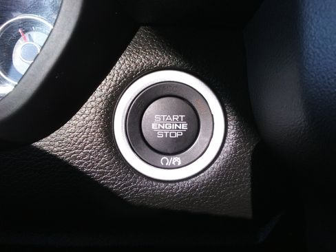 Used 2023 RAM 1500 Big Horn image 15