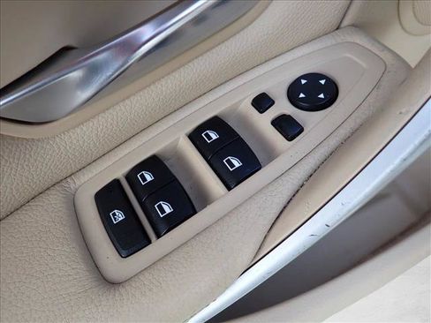 Used 2013 BMW 328i xDrive Sedan AWD/4WD image 14