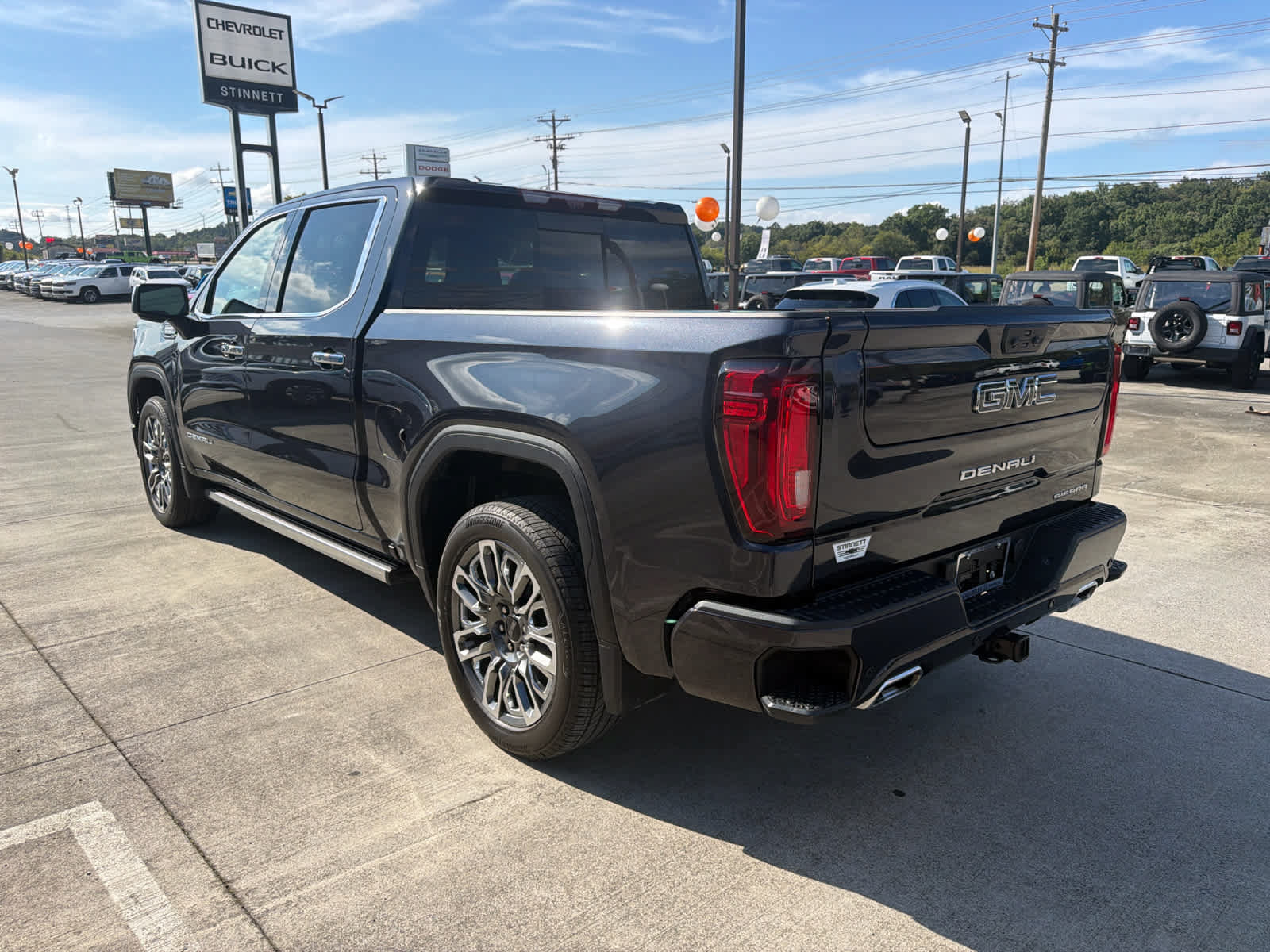 Used 2025 GMC Sierra 1500 Denali Ultimate AWD/4WD image 6