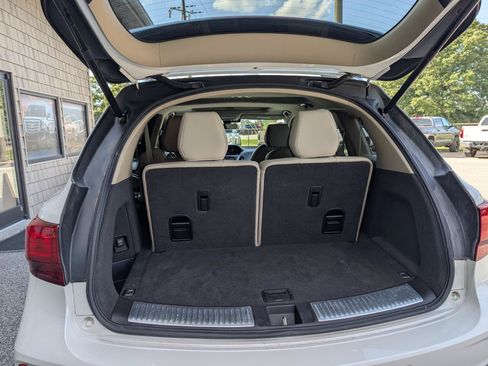 Used 2017 Acura MDX SH-AWD w/ Advance Package image 24