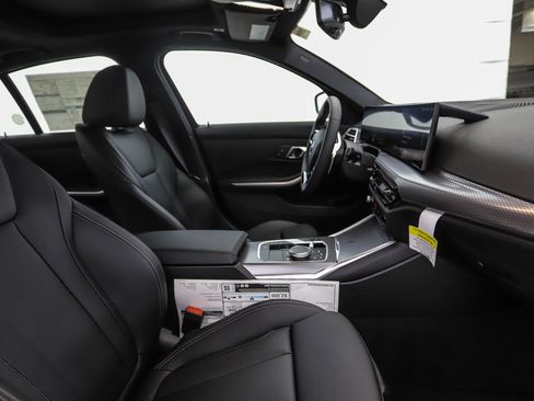 Used 2025 BMW 330i xDrive Sedan w/ Convenience Package image 26