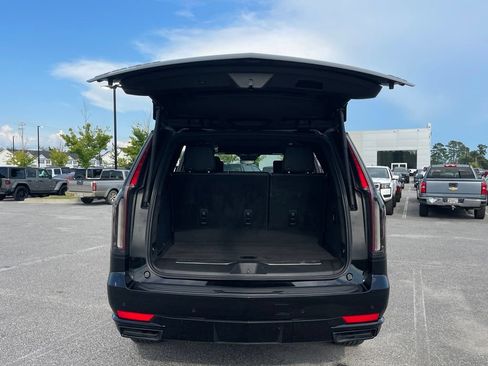 Used 2023 Cadillac Escalade Sport AWD/4WD image 46