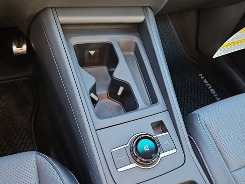 New 2026 Volkswagen Tiguan SE R-Line image 15