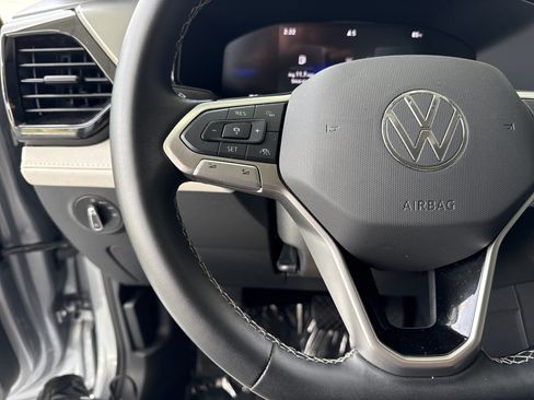 Used 2025 Volkswagen Taos S FWD image 18