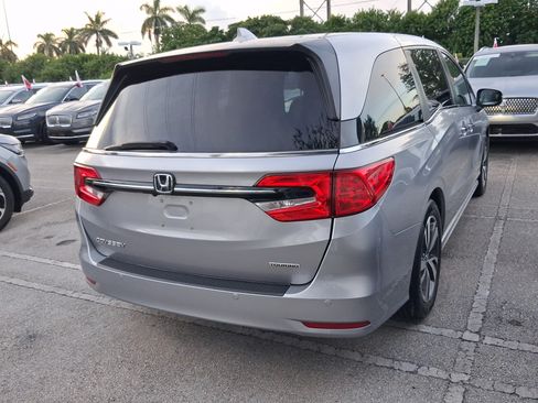 Used 2022 Honda Odyssey Touring image 4