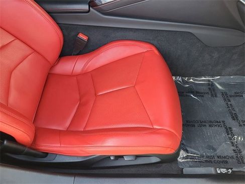 Used 2022 Chevrolet Corvette Stingray Coupe w/ Z51 Performance Package image 16