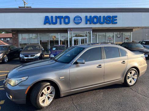 Used 2009 BMW 528i xDrive Sedan image 1