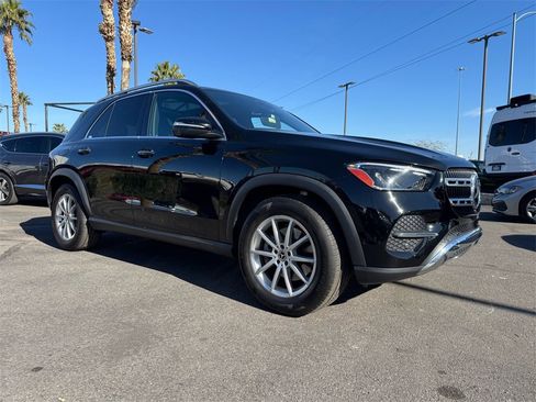 Used 2024 Mercedes-Benz GLE 350 4MATIC w/ 3rd Row Seat Package image 2