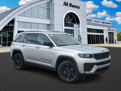 New 2026 Jeep Grand Cherokee Altitude