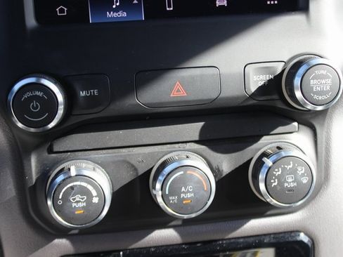 Used 2022 RAM 1500 Big Horn image 7