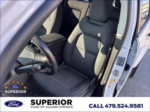 Used 2022 GMC Canyon Elevation image 17